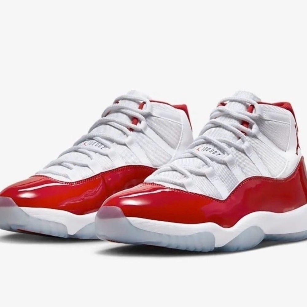 Air Jordan 11 retro Varsity Red and White Shoes